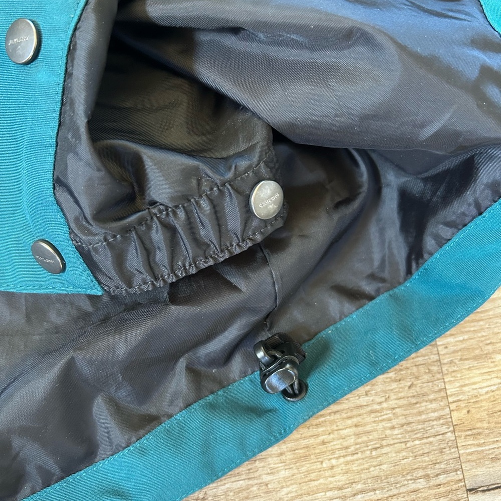 Flylow Ski Jacket - Picture 8 of 10